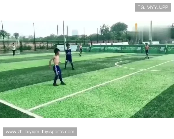 足球比赛中的技术对抗与个人能力展现